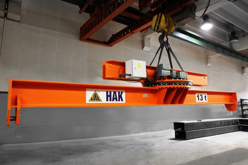 Trawersa obrotowa 13t
