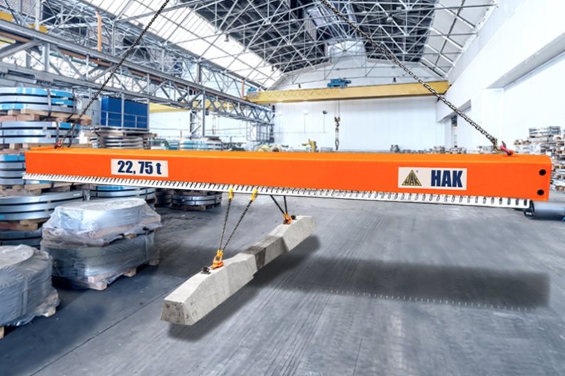 Sleeper transport lifting beam