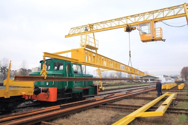 Realizacja - wyposażenie linii technologicznej do budowy infrastruktury kolejowej