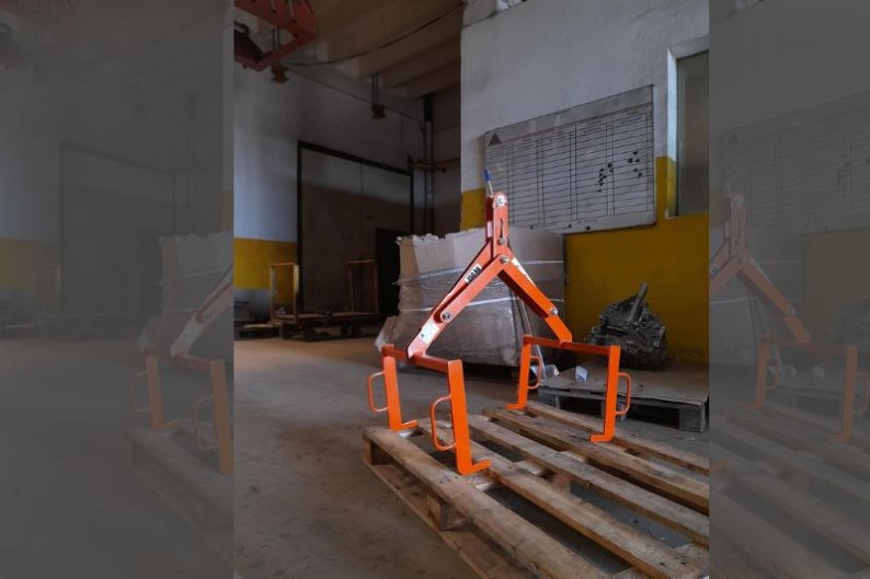 Automatic grabs for sink molds