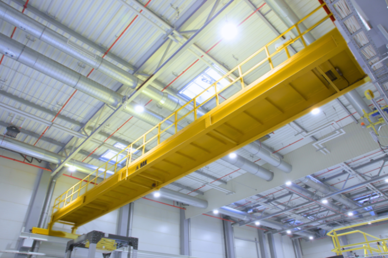 Podest jezdny serwisowy do transportu osób