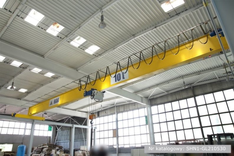 Suwnica pomostowa z konstrukcją nośną