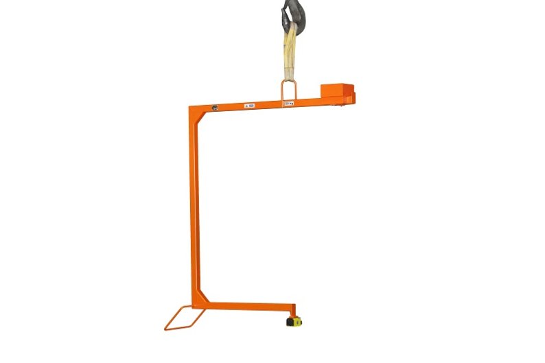 Handle for transporting parts to a machine
