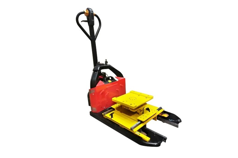 Wózek elektryczny podnośnikowy do montażu podzespołów pojazdów Q=70kg